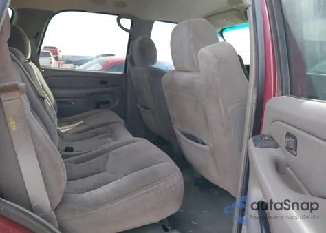 2004 Chevrolet Tahoe Ls z USA, uszkodzony, nr VIN 1GNEC13ZX4R290799